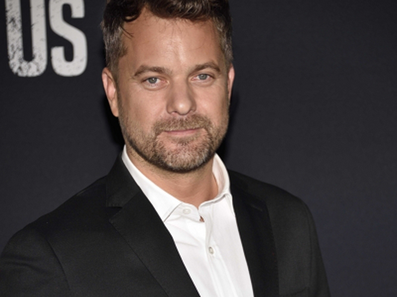 Jodie Turner-Smith Claps Back at Paparazzi, Prepares for Birth Amid Pandemic