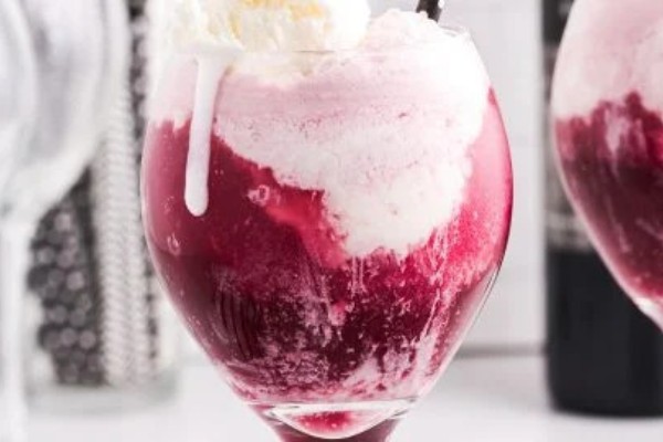 Viral Holiday Treat: Vanilla Ice Cream…Doused in Red Wine